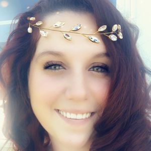 Meet your Posher, Abbie